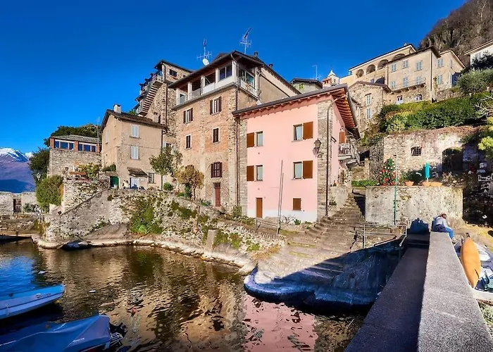 A Step From The Dom wakacyjny Dervio